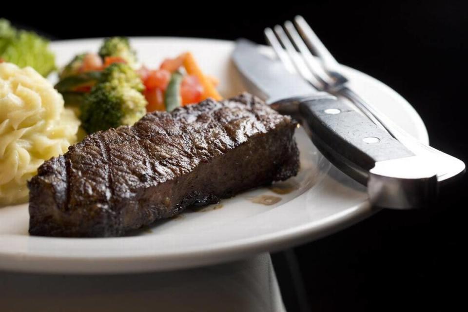 An Allen Brothers New York strip at Mercury Chop House.