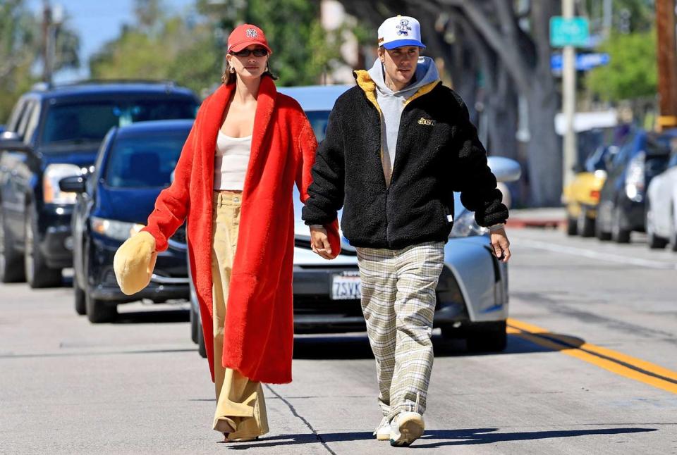 BACKGRID Justin and Hailey Bieber step out for brunch 