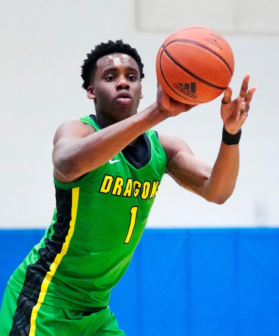 AZ Compass Prep small forward Mookie Cook (1) during a game at Dream City Christian Church in Glendale on Jan. 27, 2023.