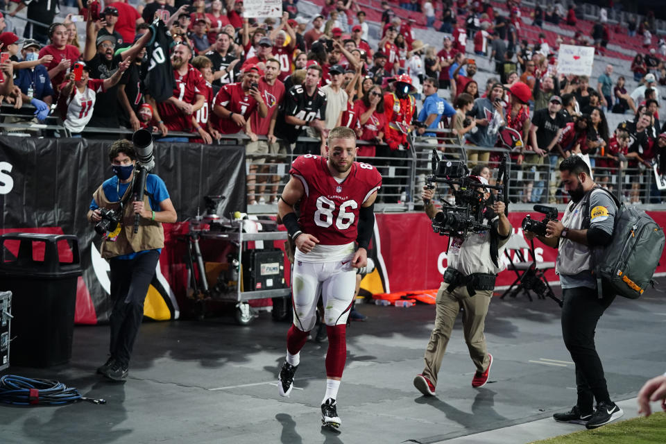 Arizona Cardinals tight end Zach Ertz (86) leaves the field after an NFL football game against the Houston Texans, Sunday, Oct. 24, 2021, in Glendale, Ariz. The Cardinals won 31-5. (AP Photo/Ross D. Franklin)