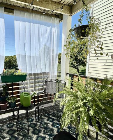 16 Balcony Privacy Ideas to Keep Out of Your Neighbors' Views