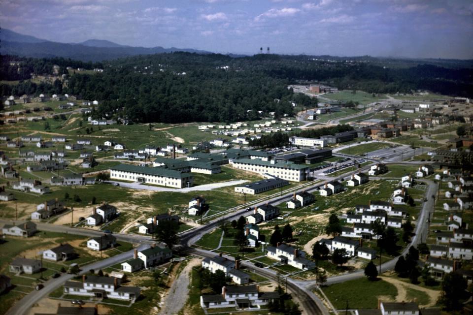 View of Oak Ridge in 1945. The town of Oak Ridge was established by the Army Corps of Engineers as part of the Clinton Engineer Works in 1942 on isolated farm land as part of the Manhattan Project. 