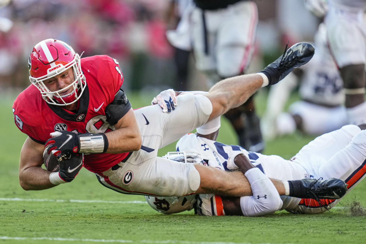 How to watch the Georgia Bulldogs vs. Auburn Tigers game - CBS News