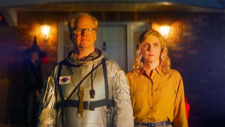 Jim Gaffigan and Rhea Seehorn in 'Linoleum'