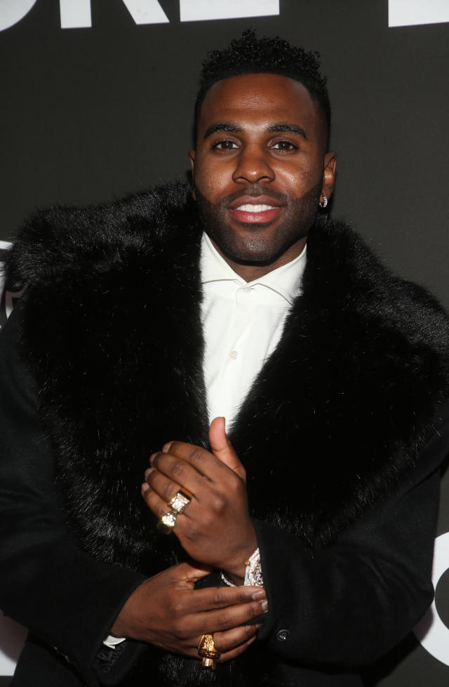 Jason Derulo breaks foot ahead of Super Bowl performance