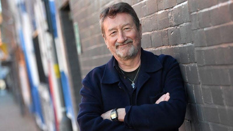 Peaky Blinkers creator Steven Knight is joining Star Wars.