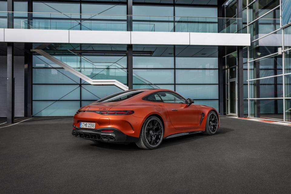 2025 mercedesamg gt 63 s e performance