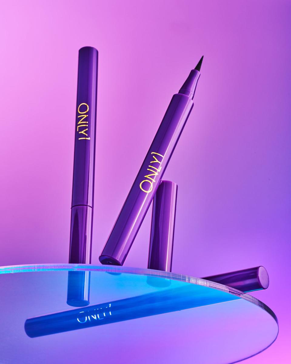 a pair of blue and purple pen