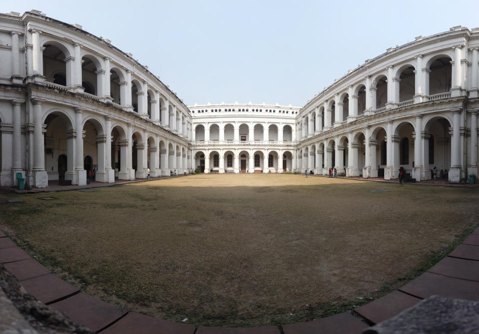 Kolkata, India &#x002013; June 01, 2021: Kolkata, West Bengal, India - june 1 2021 : old vintage colonnaded architecture of the National Museum in the city of Kolkata.