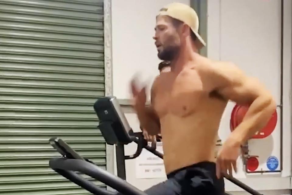 https://www.instagram.com/p/CnwtqvTB3VL/?hl=en chrishemsworth Verified Nothing better than some sprint training to start your week @centrfit 1d