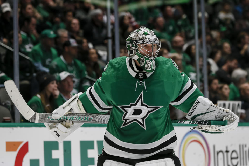 DALLAS, TX - OCTOBER 12: Dallas Stars goaltender Anton Khudobin (35) skates during a timeout during the game between the Dallas Stars and the Washington Capitals on October 12, 2019 at the American Airlines Center in Dallas, Texas. (Photo by Matthew Pearce/Icon Sportswire via Getty Images)