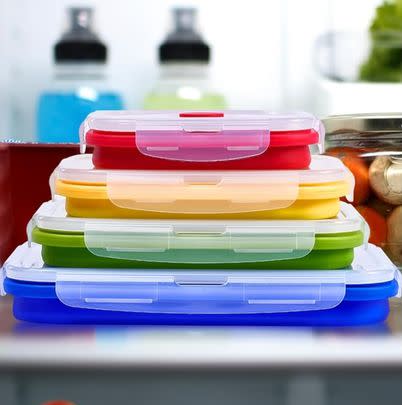 A set of collapsible silicone microwave to-go containers