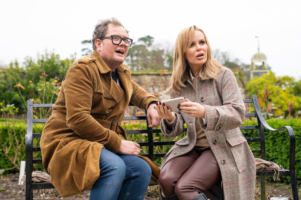 Alan Carr and Amanda Holden (pictured here on ITV show 'DNA Journey') discussed travel on the former's podcast 'Life's a Beach'. (ITV/Voltage TV and Mitre Television)