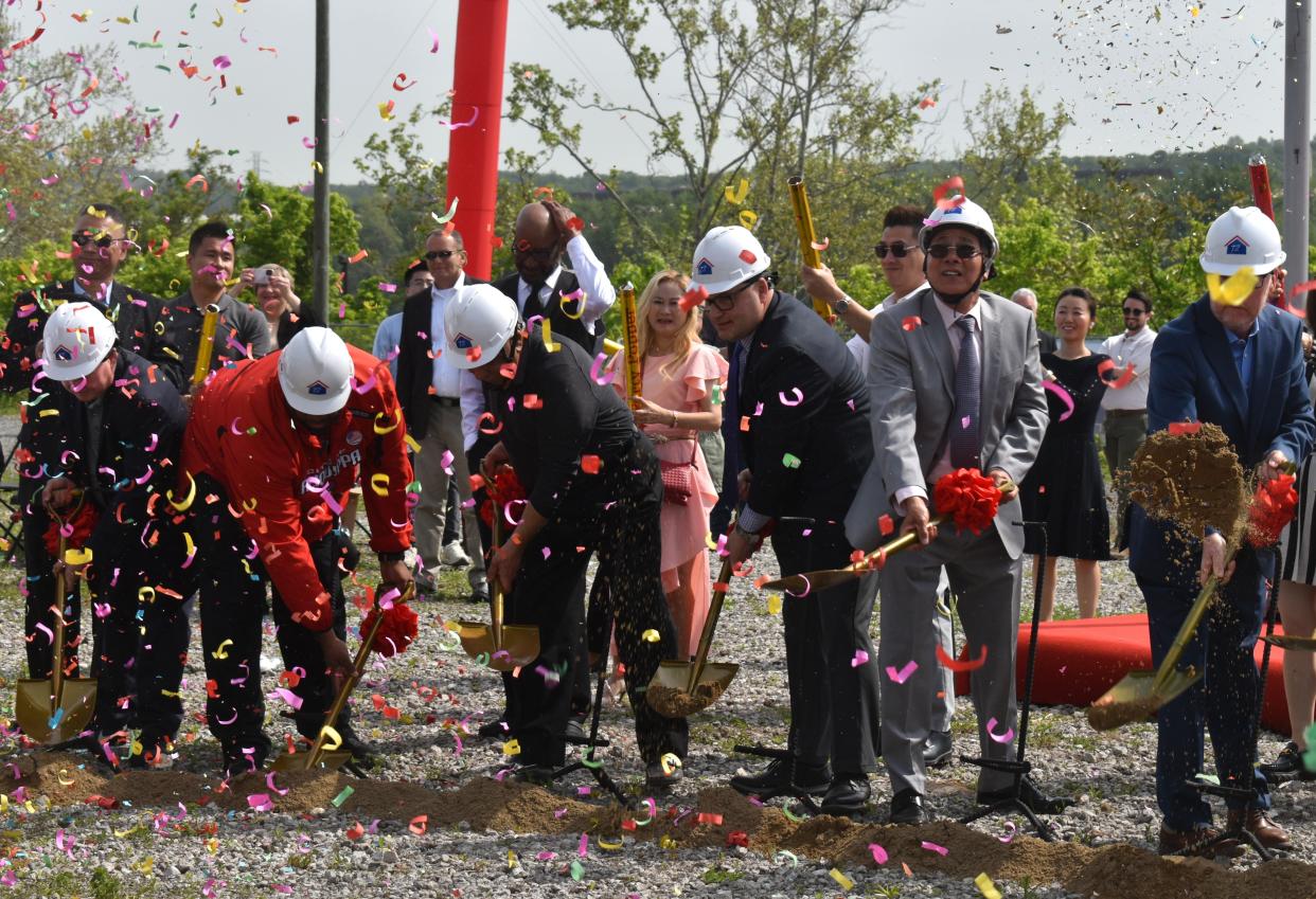 72 Steel's groundbreaking in Aliquippa.