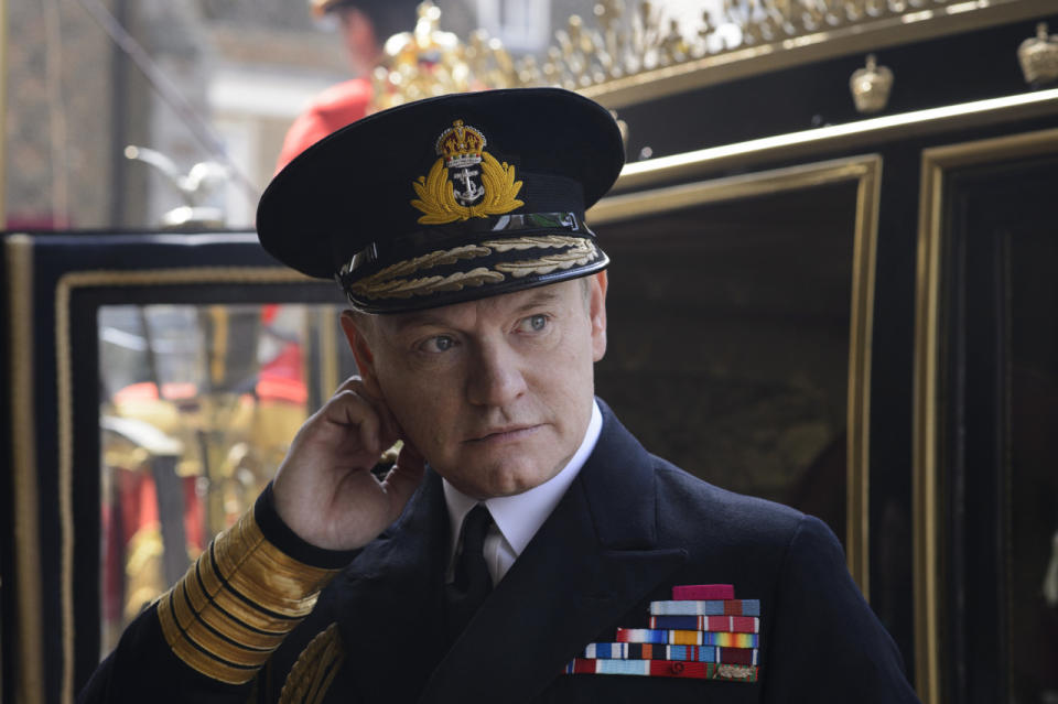 Nacido en Londres hace 55 años, Jared Harris ya ha formado parte de grandes proyectos tanto en la televisión como el cine antes de ponerse en la piel del Rey George VI.