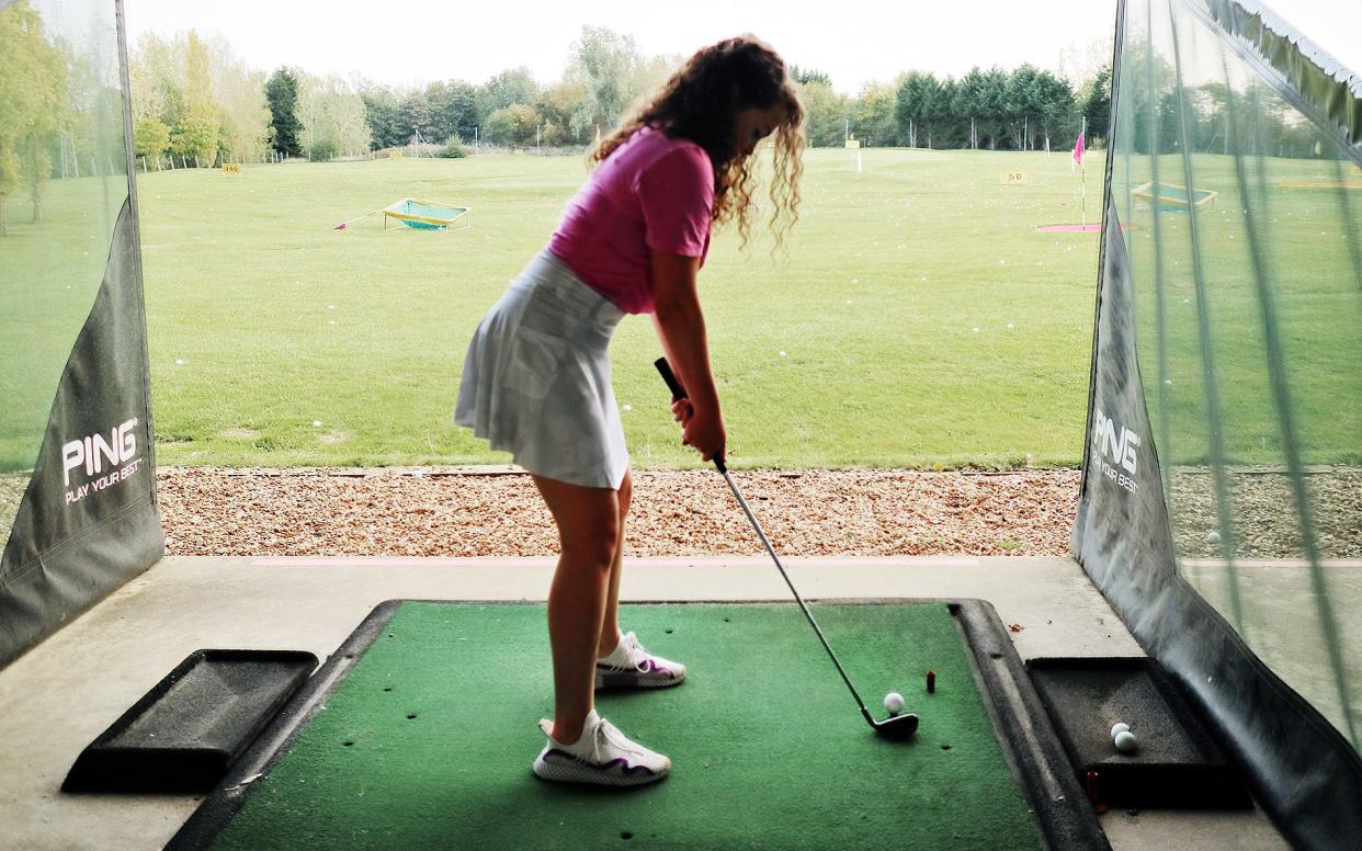 how to play golf - Lela London