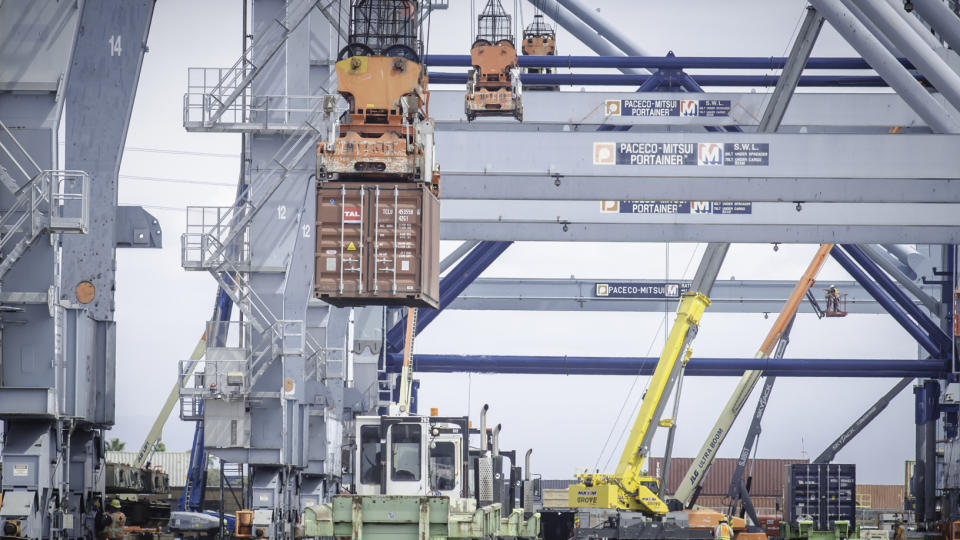 a photo of ILWU port operations in Southern California