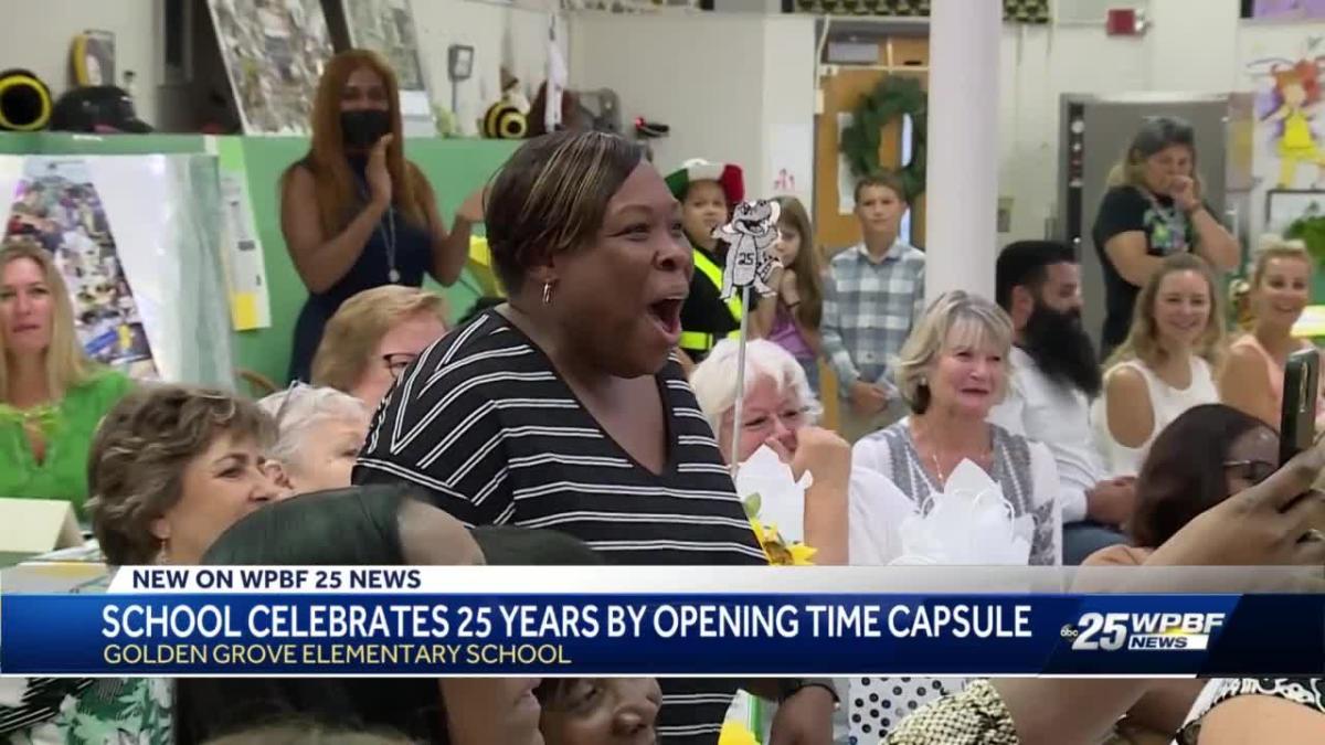 West Palm Beach elementary school students unearth time capsule