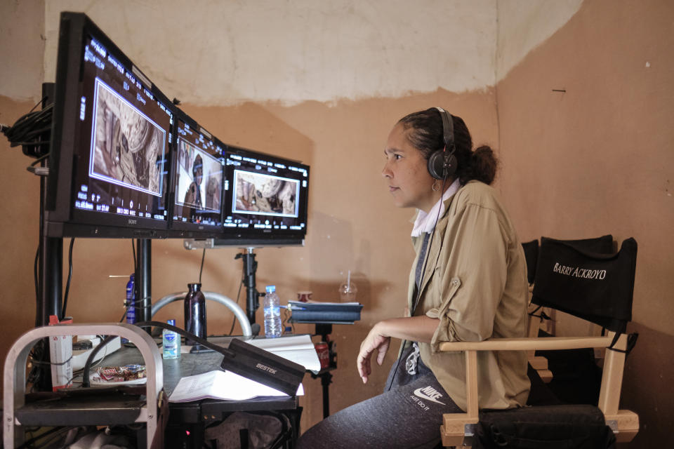 THE OLD GUARD (L to R) Director GINA PRINCE-BYTHEWOOD on the set of THE OLD GUARD. Cr. MOHAMMED KAMAL/NETFLIX © 2020