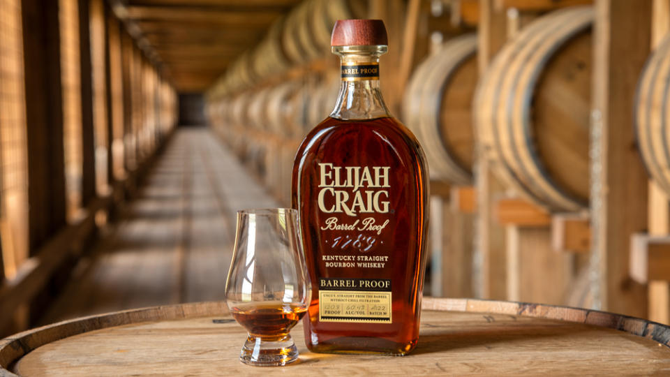 elijah craig barrel strength bourbon batch a122