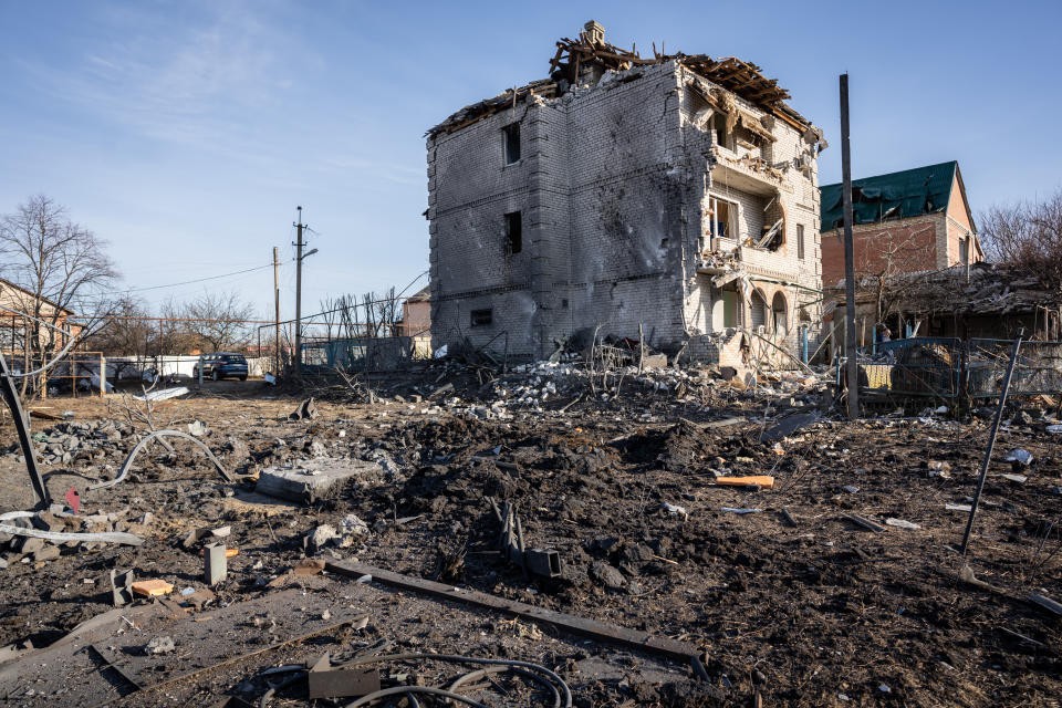 Destrucción en Ucrania tras un ataque ruso. (Photo by Wolfgang Schwan/Anadolu via Getty Images)