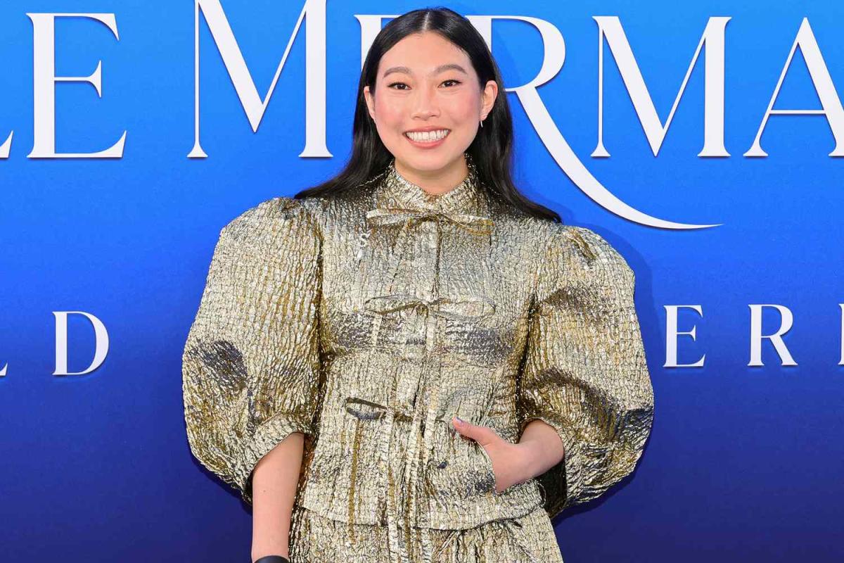 Awkwafina Says Making 'Crazy Rich Asians' Sequel Would Be 'So ...