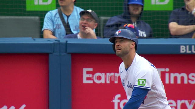 Blue Jays win 3rd straight over Royals