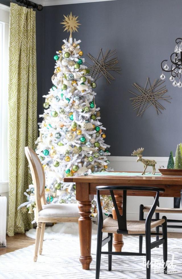 Icy Blue Pinecone Ornaments - Maison de Pax