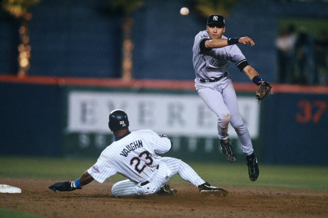 Dodgers: Corey Seager is this generation's Derek Jeter but better