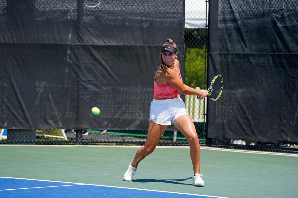Flagler redshirt freshman No. 67 Dana Heimen defeated Washburn's Casie Curry to win her fifth straight match. No. 5 Flagler topped No. 24 Washburn to advance to its first Division II Final Four.