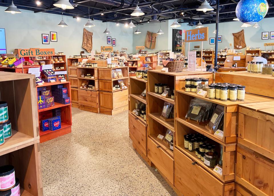 Penzey's Spices is now open in Orlando in the independent chain's return to Florida.