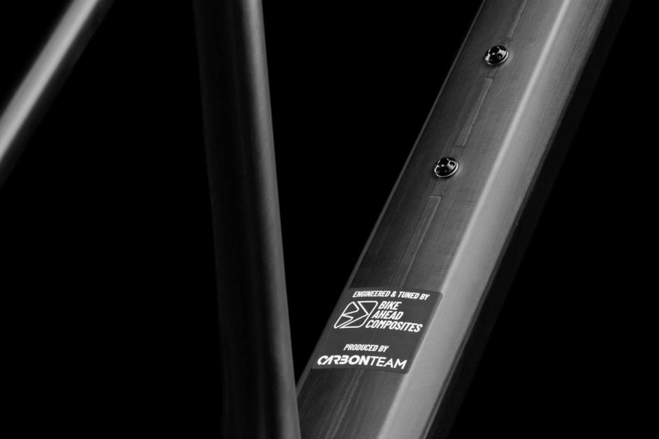 Bike Ahead The Frame lightweight affordable carbon XC hardtail made in Portugal detail