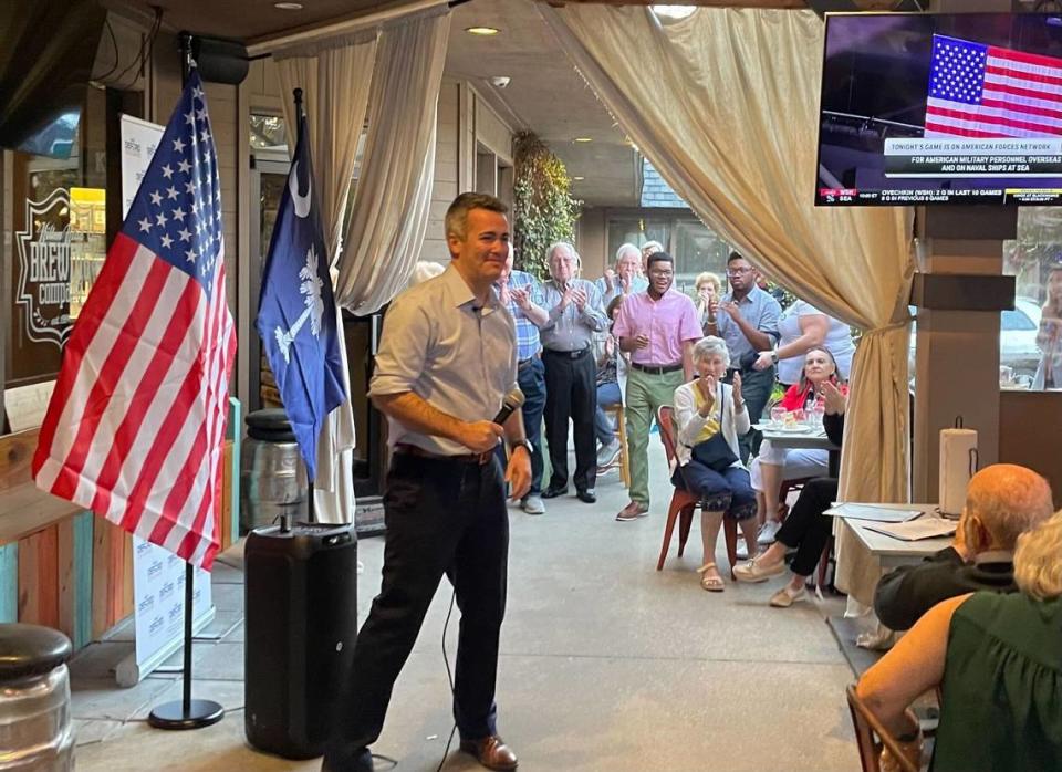 Mac Deford campaigned at Hilton Head Brewing Company March 14.