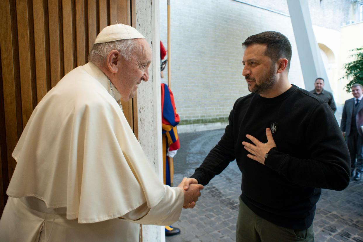 Pope Francis and presdient Zelensky