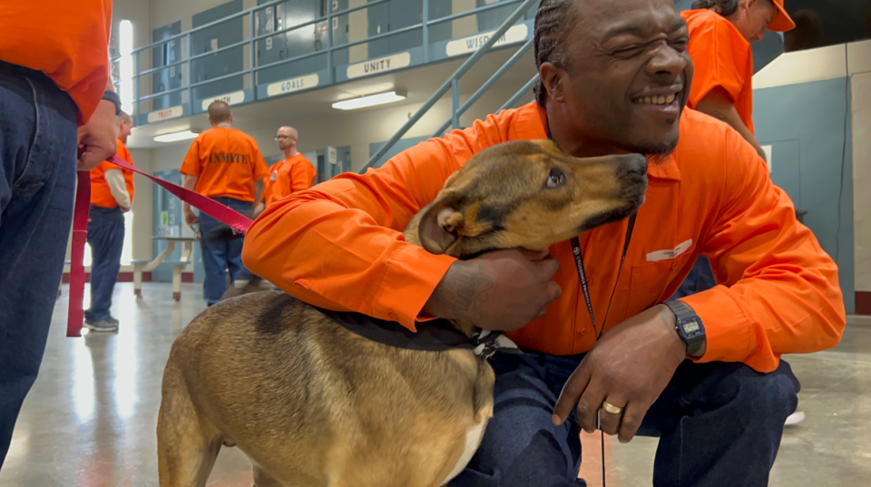 Pen Pals program at Allen Gamble Correctional Center. Image courtesy Oklahoma Department of Corrections.