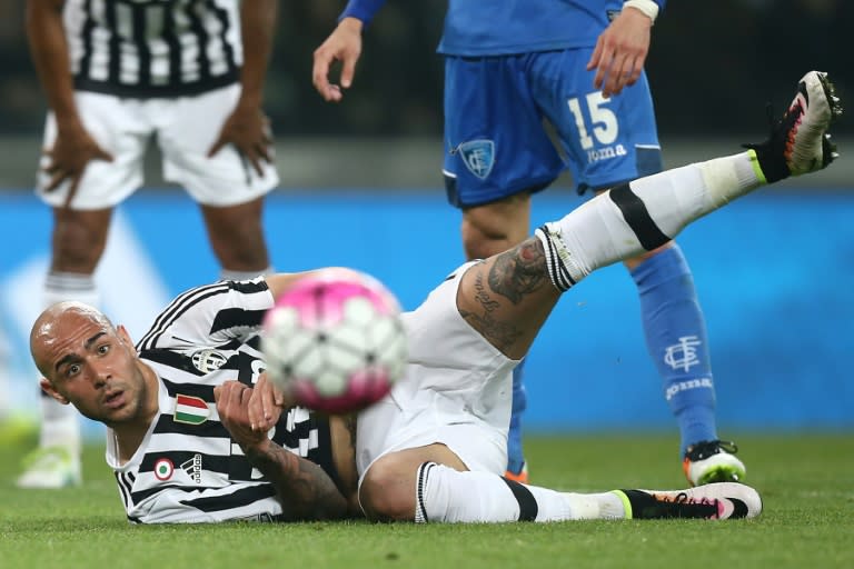 Juventus' forward Simone Zaza eyes the ball during the Italian Serie A football match Juventus Vs Empoli on April 2, 2016 at the "Juventus Stadium" in Turin