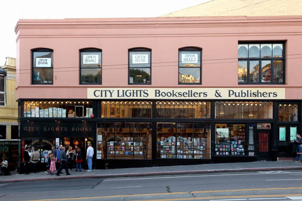 California: City Lights Booksellers & Publishers, San Francisco