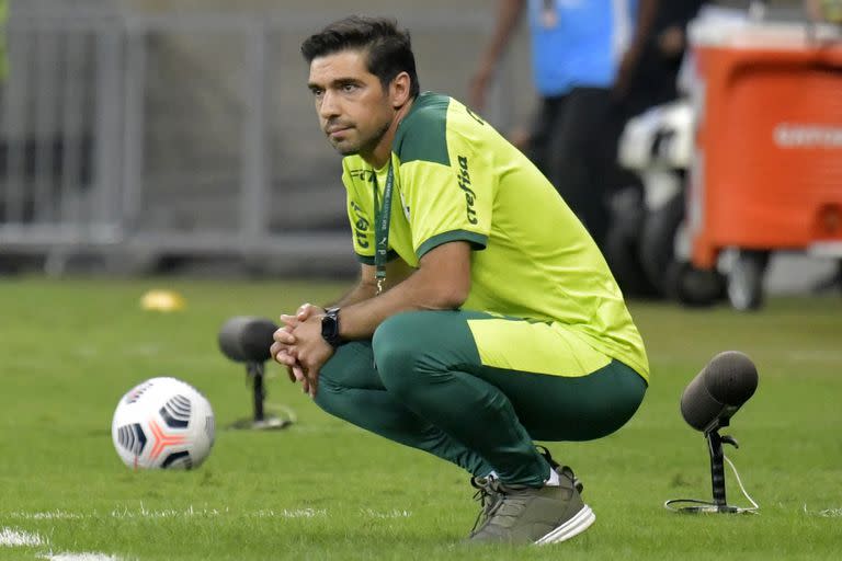 Abel Ferreira, entrenador portugués de Palmeiras, intentará repetir este sábado en el Centenario de Uruguay el título en la Copa Libertadores.