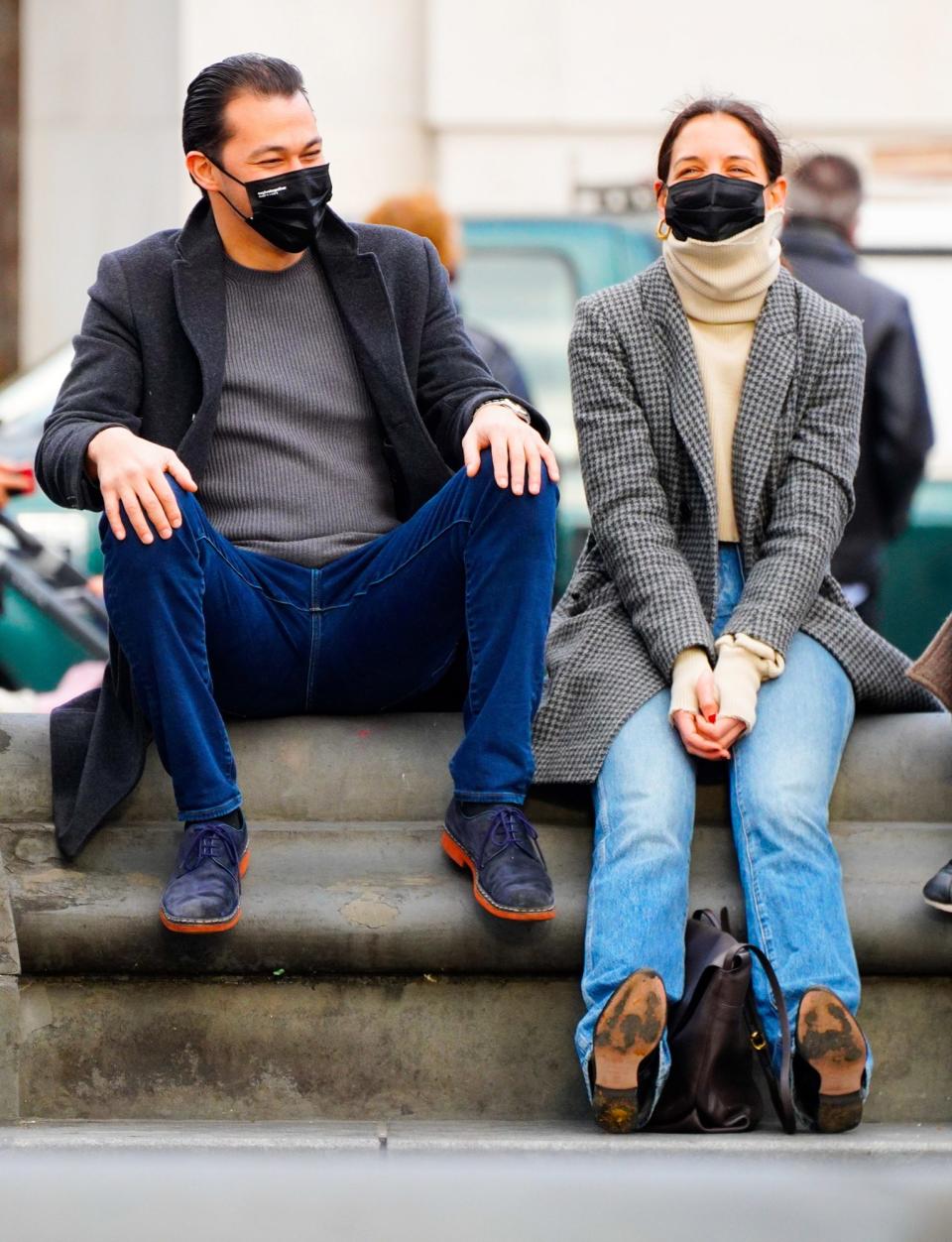 <p>Katie Holmes and Emilio Vitolo Jr. are seen grinning behind masks on an afternoon date at a museum in N.Y.C. on Tuesday. </p>