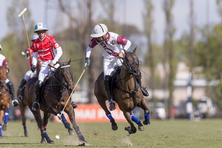 Nicolás Pieres contribuyó a la ráfaga final de Ellerstina Pilot con dos tantos, pero no alcanzó para revertir el resultado contra Scone