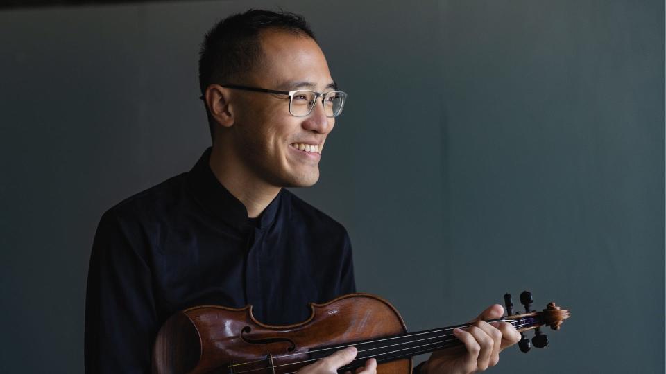 Max Tan, a violinist with the Sarasota Orchestra, is launching a new season of “Listen Hear” programs through Soundbox Ventures.