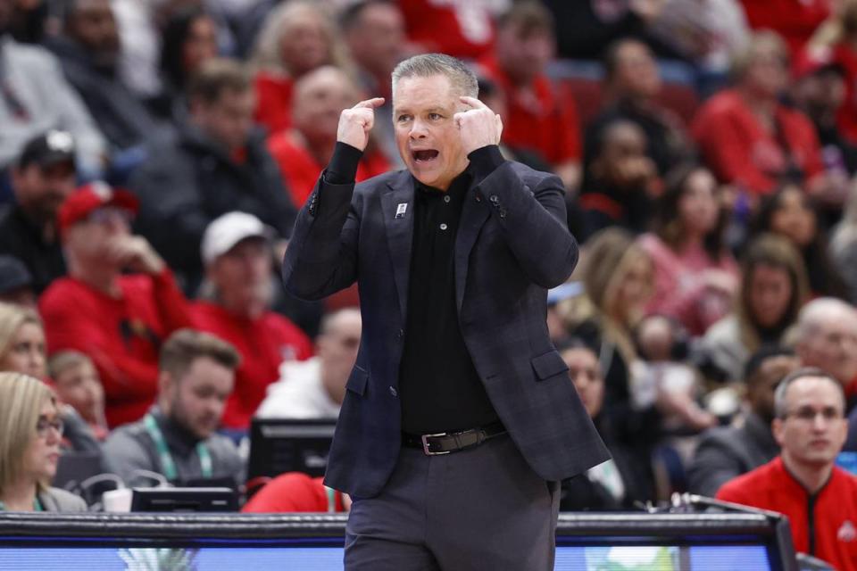 After coaching his teams at Butler and Ohio State to the past seven NCAA tournaments that had been held, Chris Holtmann’s Buckeyes missed out on March Madness in 2022-23 after finishing 16-19.