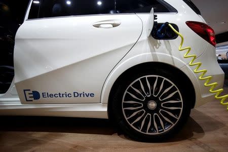 The Mercedes B-Class Electric Drive is presented during the media day at the Frankfurt Motor Show (IAA) in Frankfurt, Germany September 16, 2015. REUTERS/Kai Pfaffenbach/File Photo