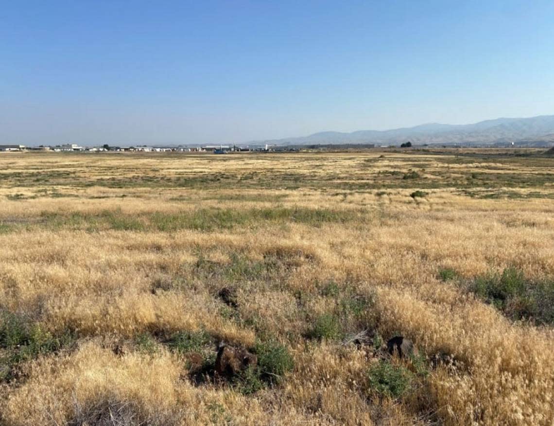 A group of airlines submitted a request to rezone 125 acres of land in Boise for a fuel tank farm that will help bolster the airport’s fuel facilities. The site currently contains vacant airfield land, a gravel mining operation and a fire training facility.