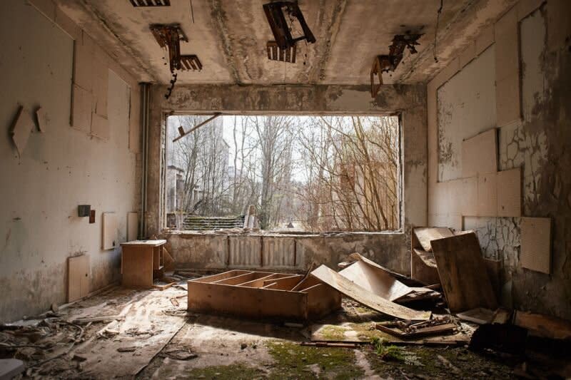 Vista del interior del edificio de cultura "Energetic" abandonado en Prípiat, cerca de la central nuclear de Chernóbil, en la Zona de Exclusión, Ucrania (Foto: Vitaliy Holovin / Corbis a través de Getty images).