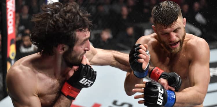 Zabit Magomedsharipov cracks Calvin Kattar at UFC on ESPN+ 21