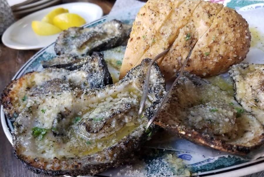 <b>PHOTO: MR. ED'S OYSTER BAR & FISH HOUSE/<a href="https://www.yelp.com/biz_photos/mr-eds-oyster-bar-and-fish-house-iberville-new-orleans-2?utm_campaign=a041db0e-232a-4b29-a21e-4df11c6d164d%2C3e4595ff-4461-406a-a81f-b61bfc7b3473&utm_medium=81024472-a80c-4266-a0e5-a3bf8775daa7" rel="nofollow noopener" target="_blank" data-ylk="slk:YELP;elm:context_link;itc:0;sec:content-canvas" class="link ">YELP</a> <br></b>