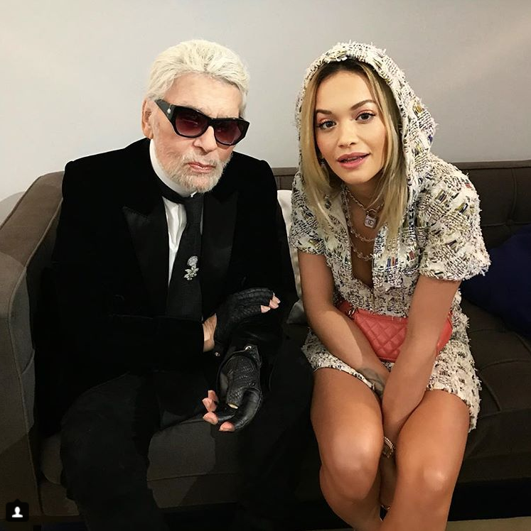 KARL LAGERFELD UND RITA ORA