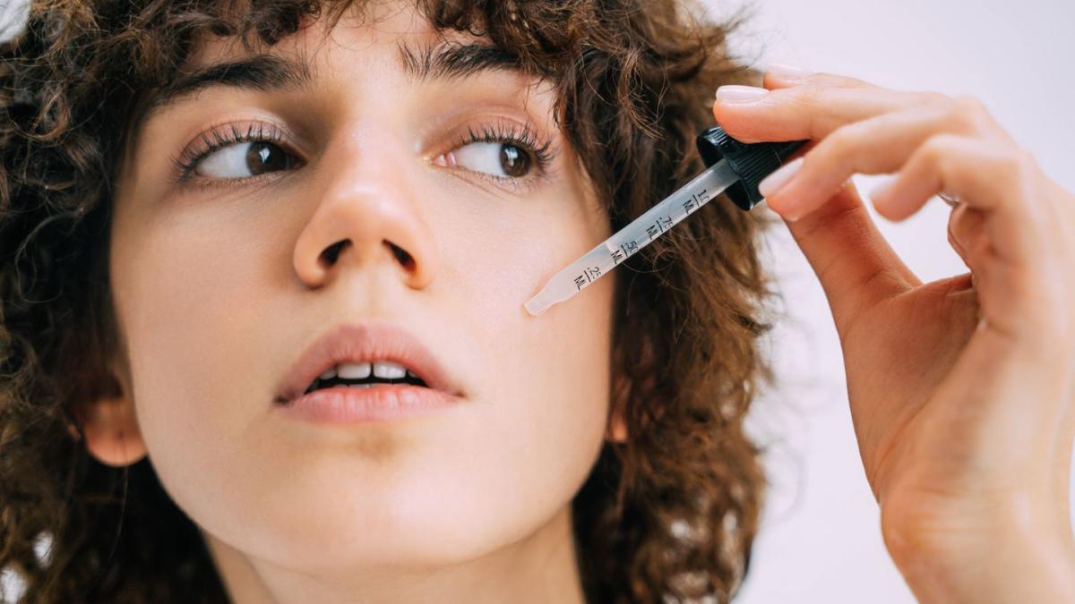 Dry Brushing Is Your One-Way Ticket To Smooth Skin
