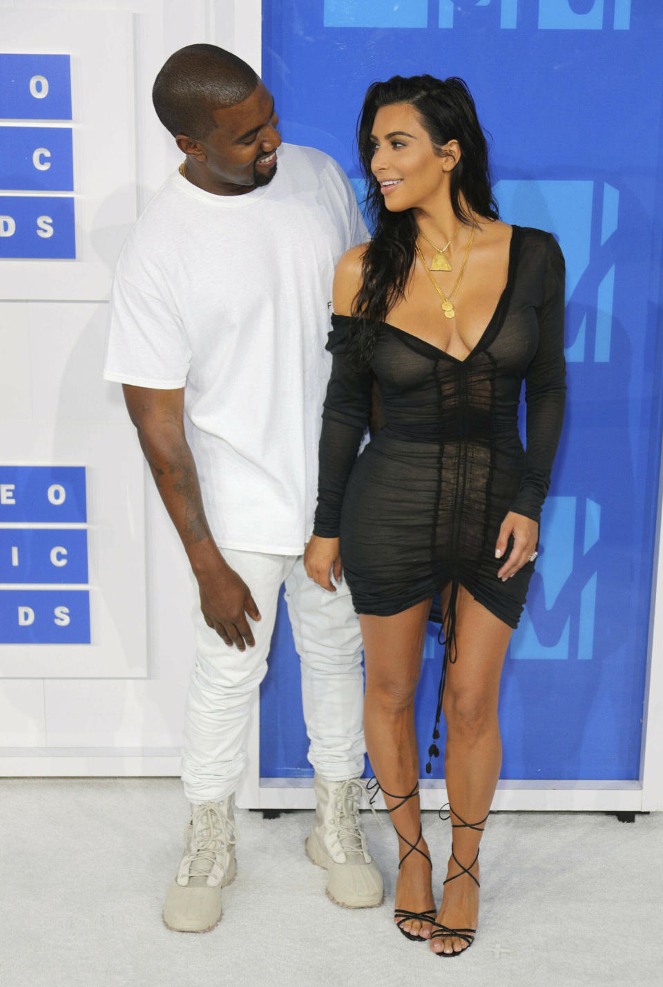 Photo by: XPX/STAR MAX/IPx 2019 5/10/19 Kim Kardashian and Kanye West welcome fourth child via surrogate. STAR MAX File Photo: 8/28/16 Kanye West and Kim Kardashian at The 2016 MTV Video Music Awards. (Madison Square Garden, NYC)